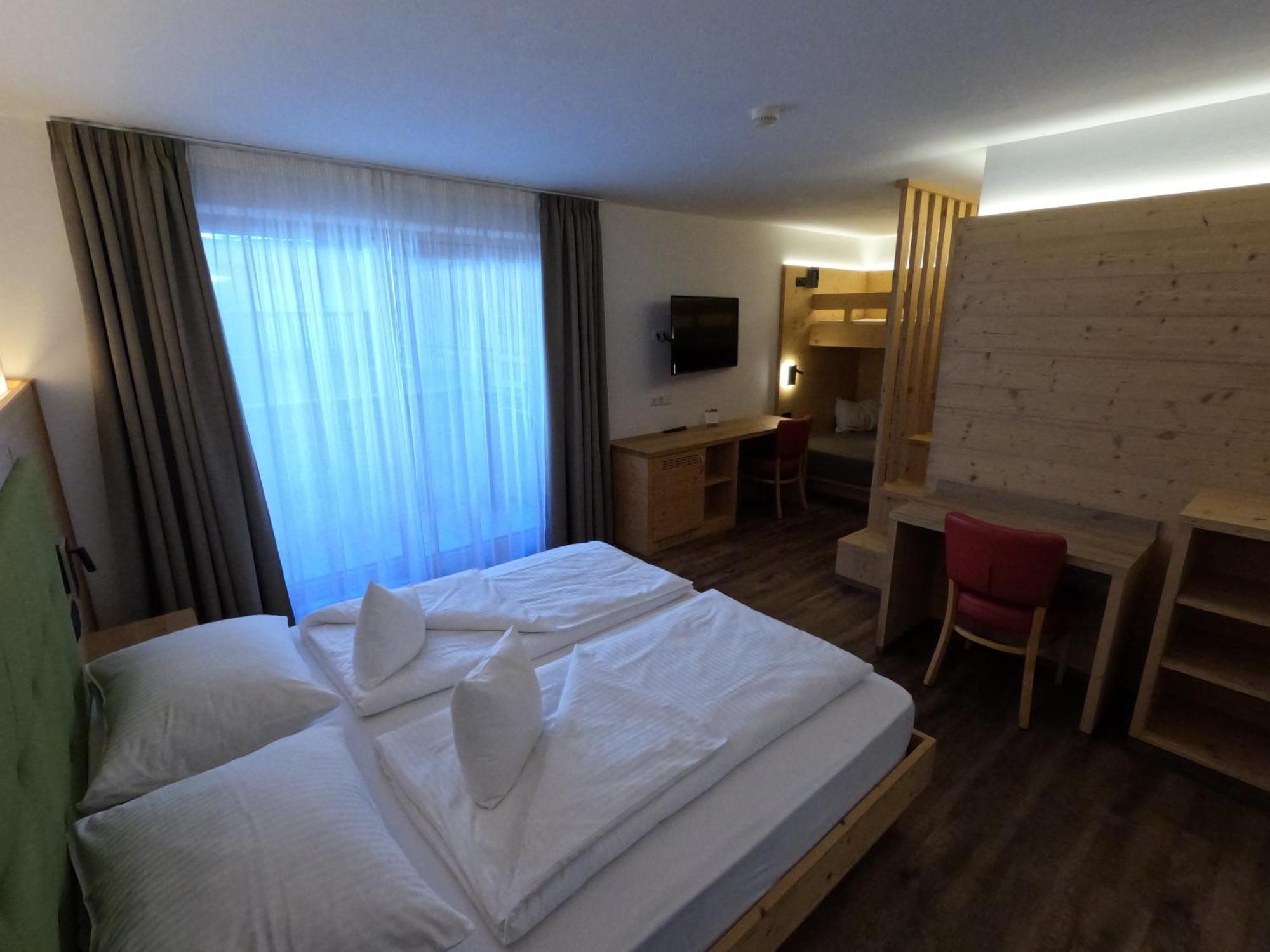 Hotel Mirabel Сан-Виджилио-ди-Мареббе Номер фото