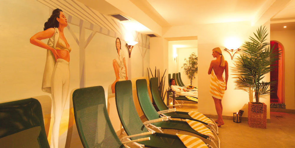 Hotel Mirabel Сан-Виджилио-ди-Мареббе Экстерьер фото