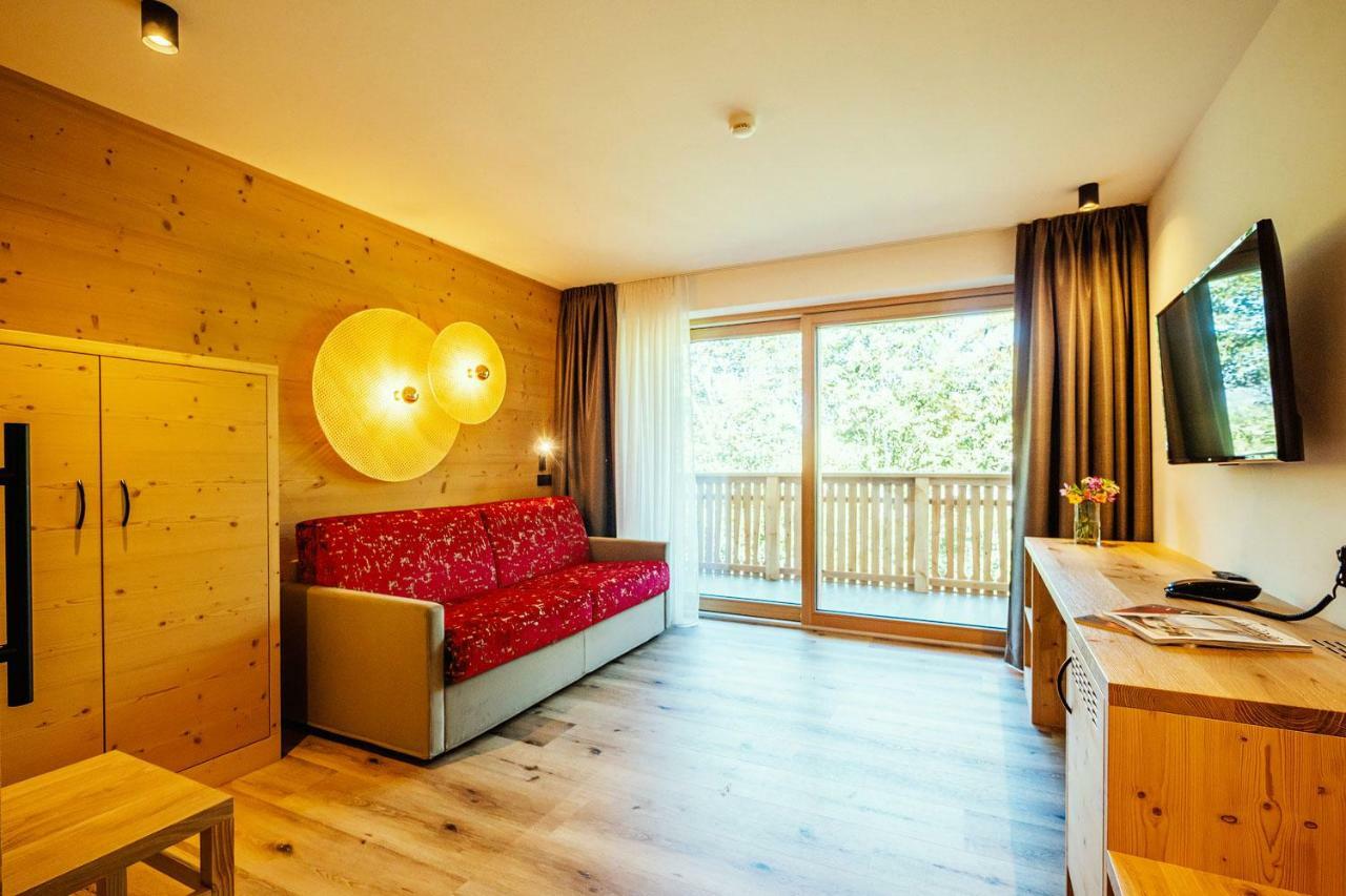 Hotel Mirabel Сан-Виджилио-ди-Мареббе Экстерьер фото